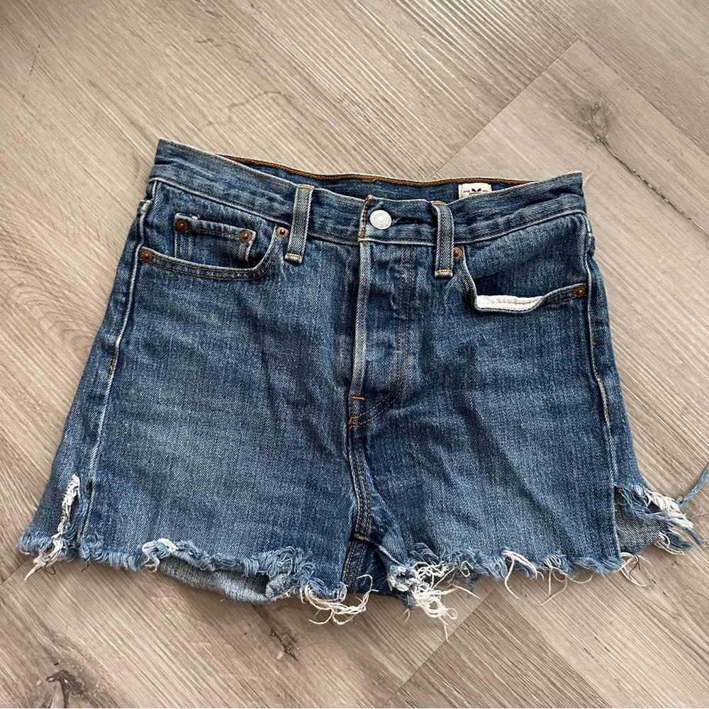 Levi’s shorts